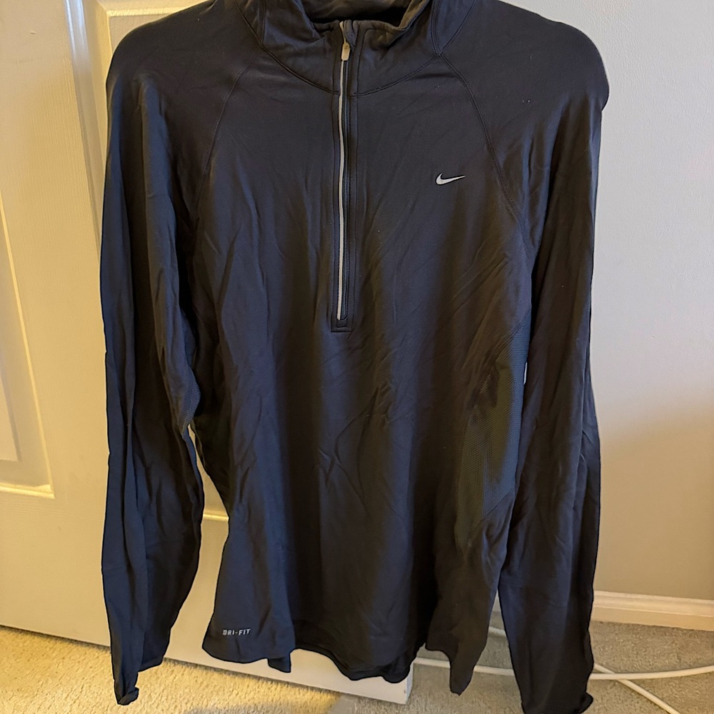 Nike Women's Drifit Quarter-zip
